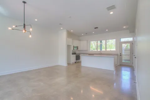 1540 Yarra St