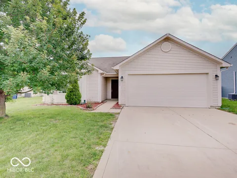 1404 Graybark Street