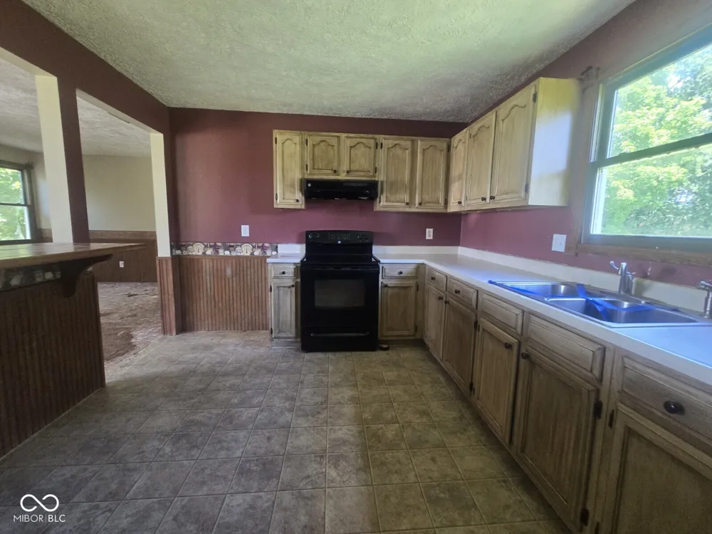 7930 State Road 157 Worthington, IN 47471
