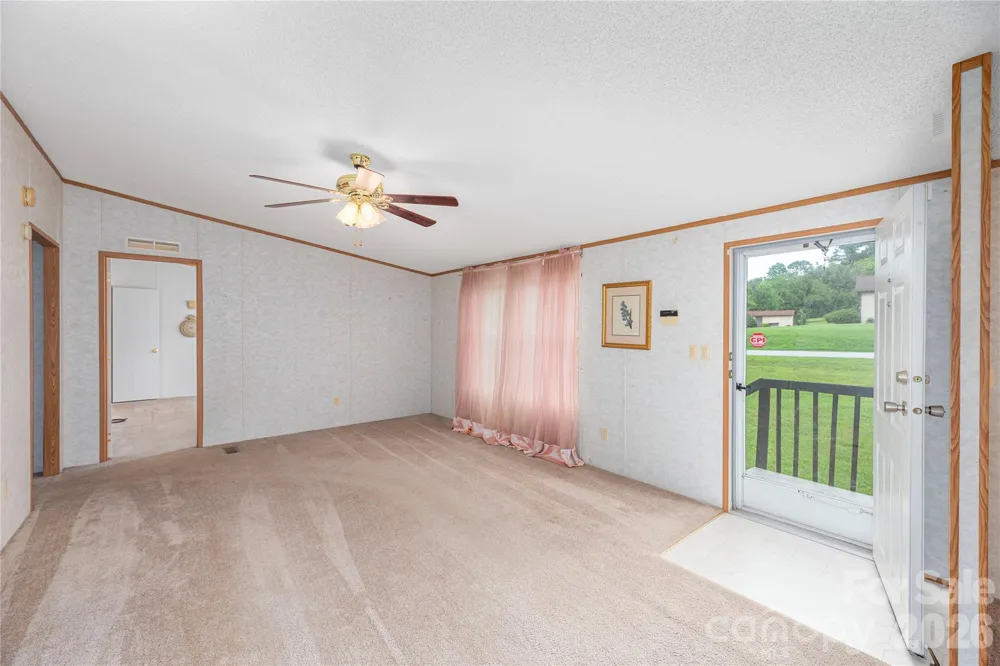 992 Brickyard Road Horse Shoe, NC 28742
