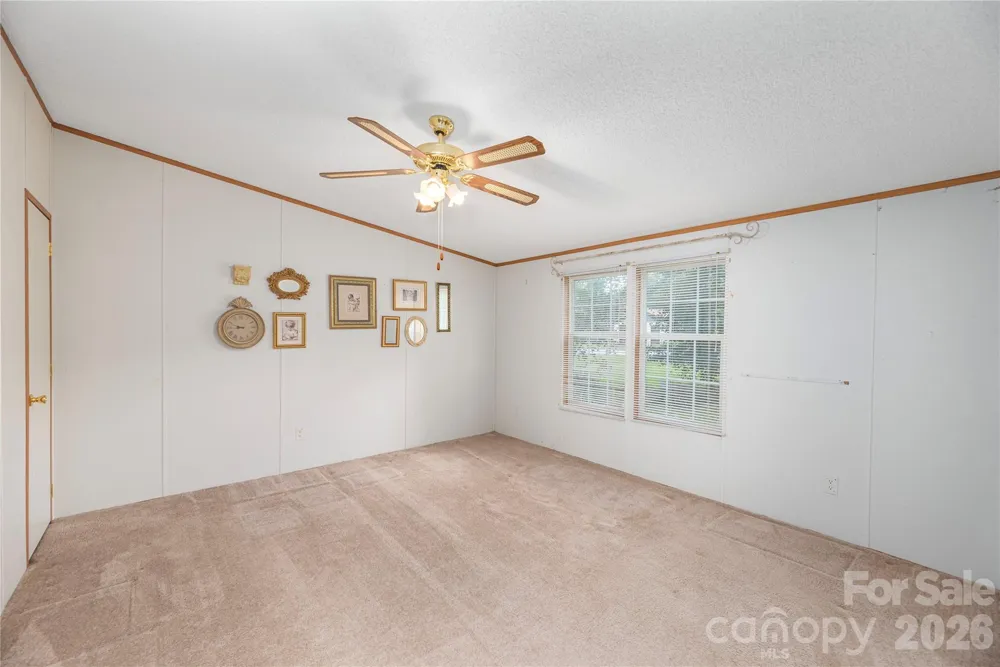 992 Brickyard Road Horse Shoe, NC 28742