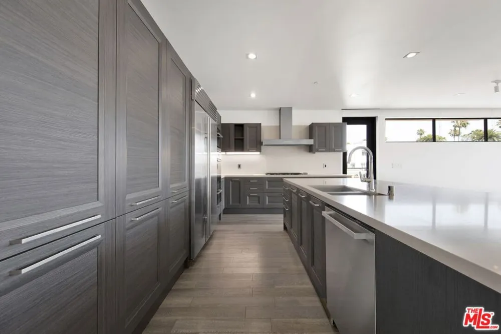 432 Oakhurst Drive #402 Beverly Hills, CA 90210