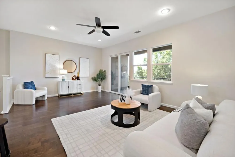 3035 Ruby Avenue San Jose, CA 95135