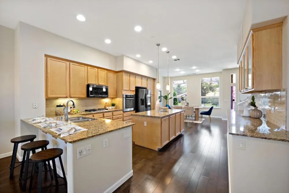 3035 Ruby Avenue San Jose, CA 95135