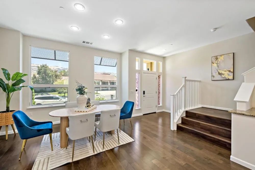 3035 Ruby Avenue San Jose, CA 95135