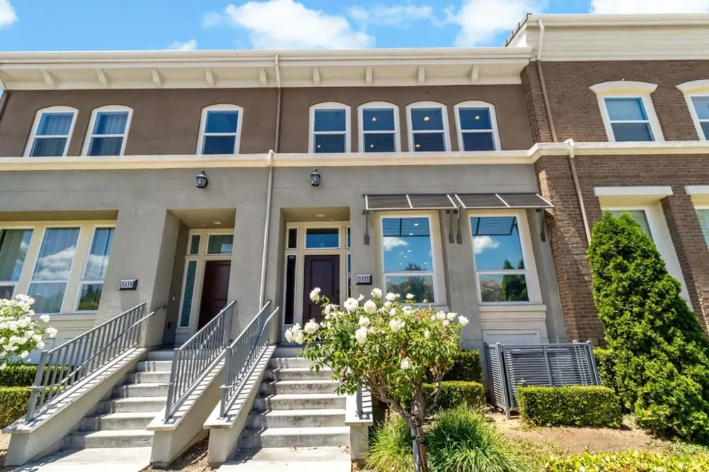 3035 Ruby Avenue San Jose, CA 95135