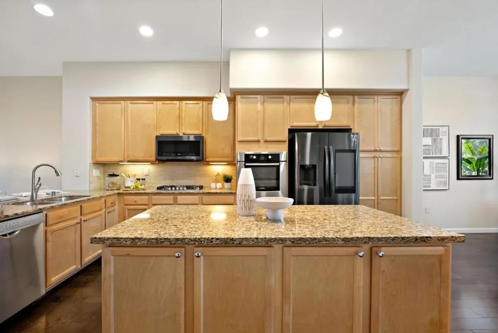3035 Ruby Avenue San Jose, CA 95135