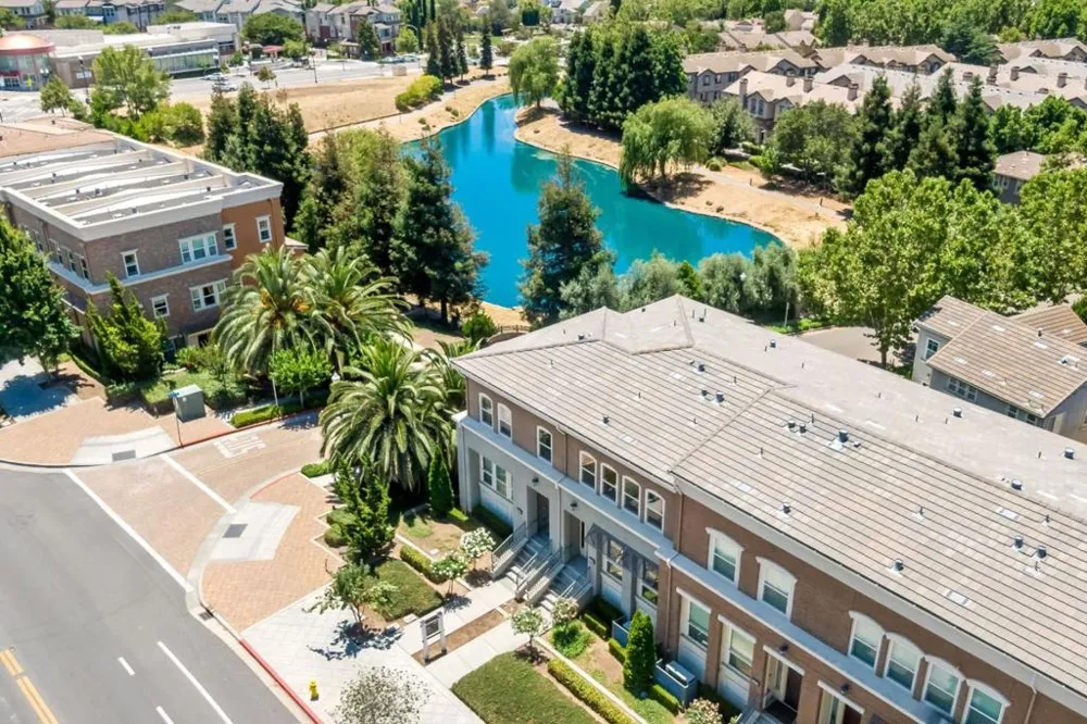 3035 Ruby Avenue San Jose, CA 95135