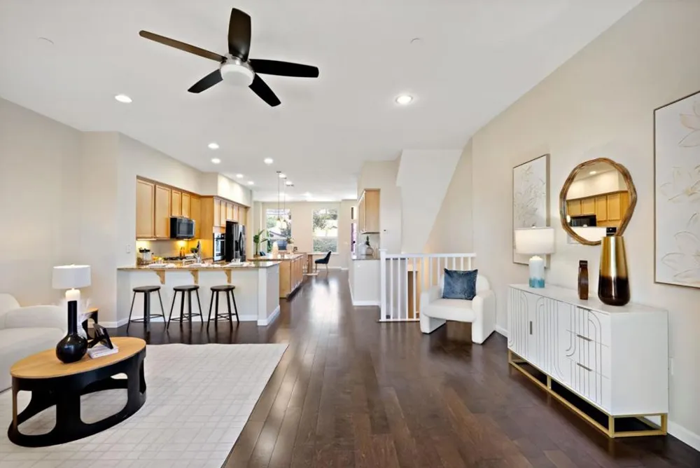 3035 Ruby Avenue San Jose, CA 95135