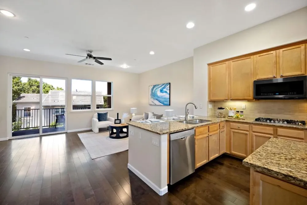 3035 Ruby Avenue San Jose, CA 95135
