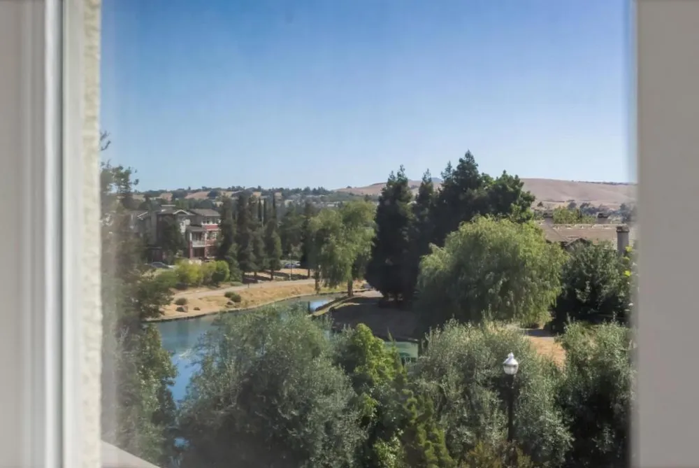 3035 Ruby Avenue San Jose, CA 95135