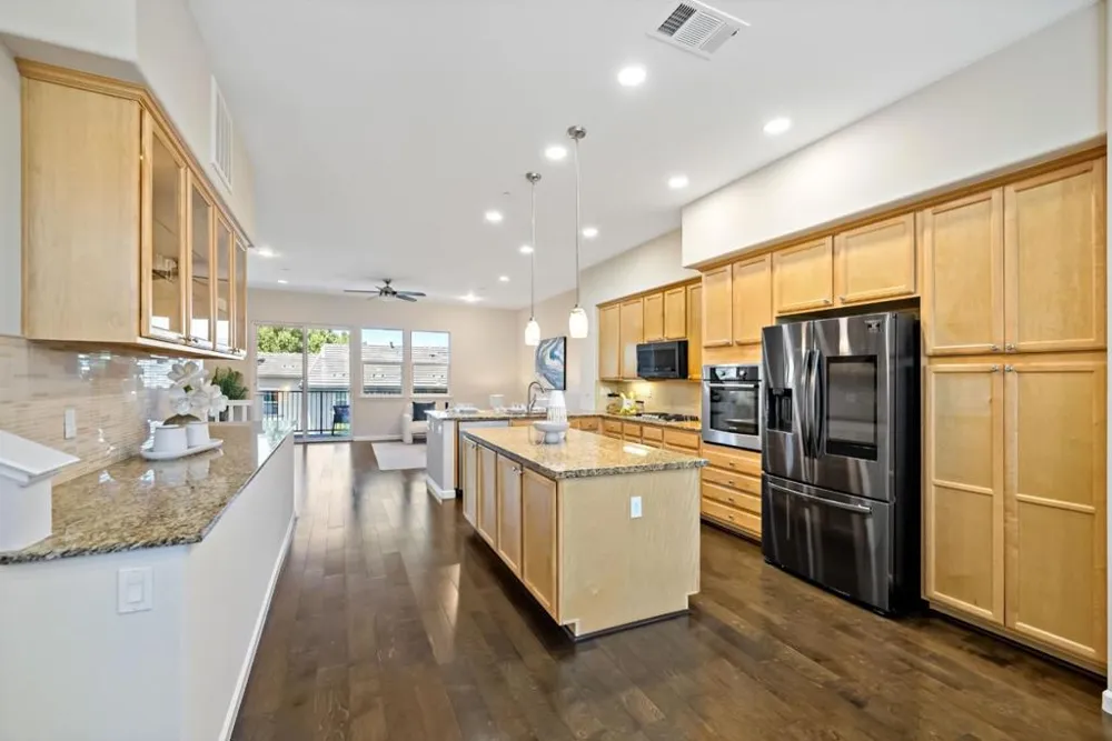 3035 Ruby Avenue San Jose, CA 95135