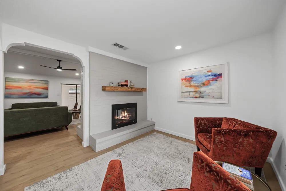 1413 Lamplighter Lane Edgecliff Village, TX 76134