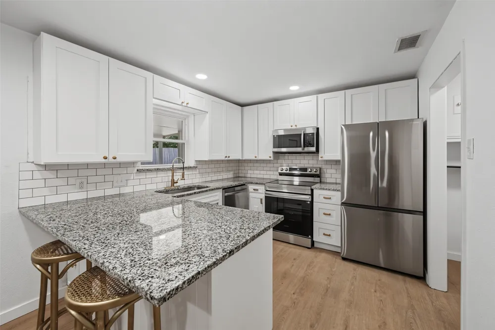 1413 Lamplighter Lane Edgecliff Village, TX 76134