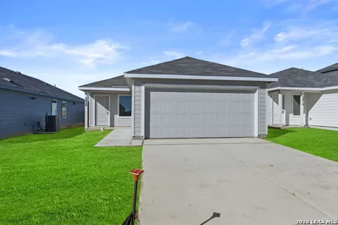 3820 SWIFT FOX RD