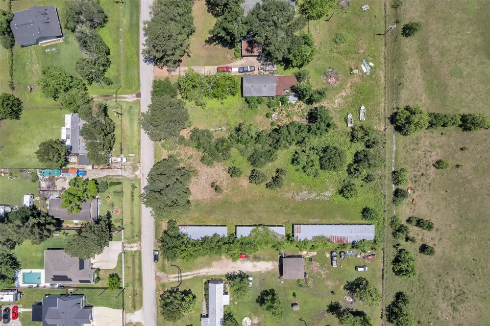36085 Lomax Road Brookshire, TX 77423