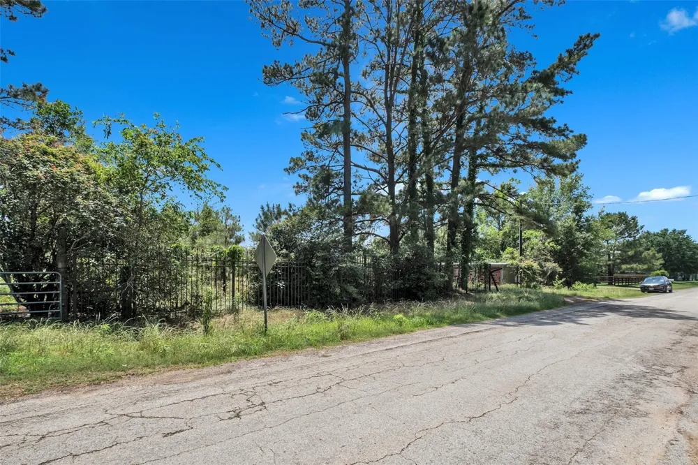 36085 Lomax Road Brookshire, TX 77423