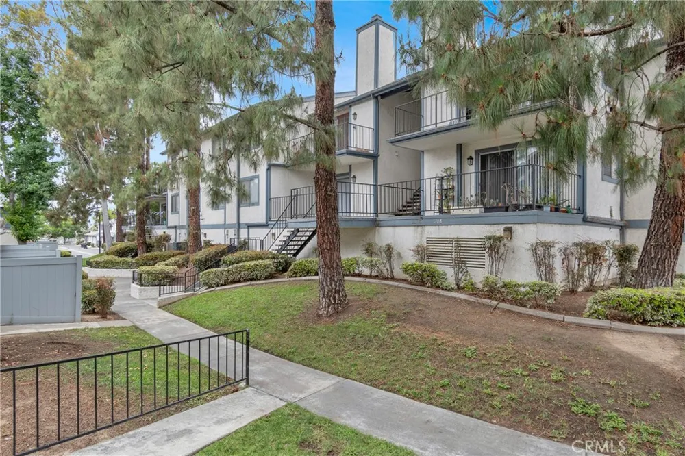 1704 Bridgeport West Covina, CA 91791
