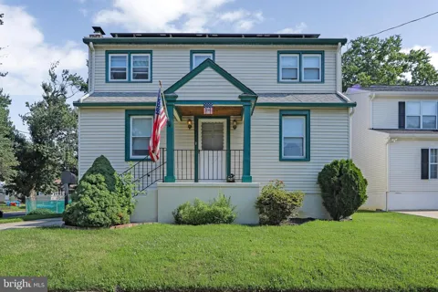 136 LINCOLN AVENUE