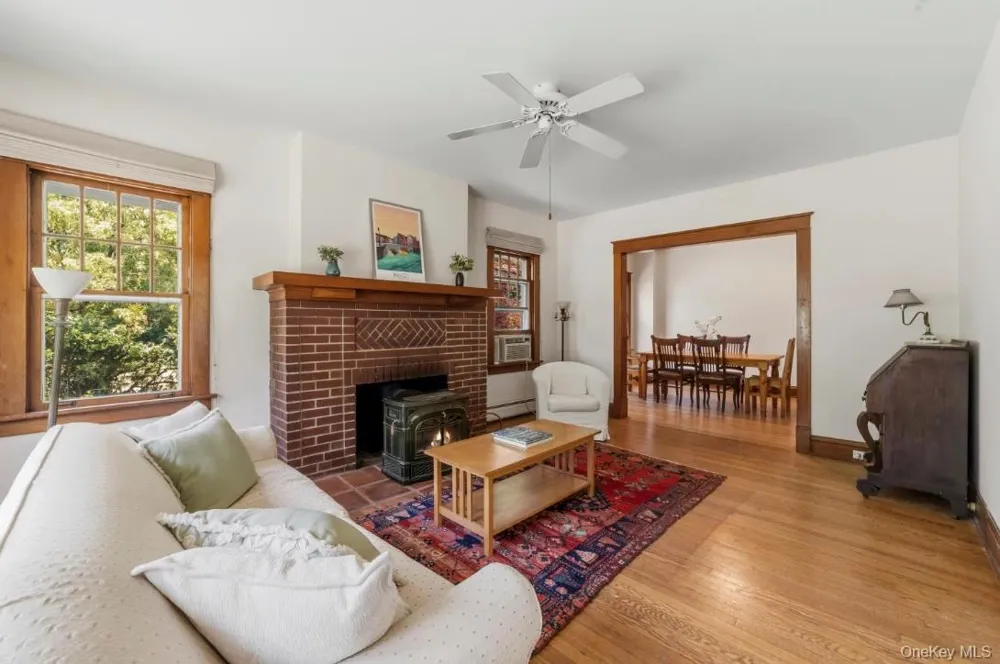 71 Stephens Road Tappan, NY 10983