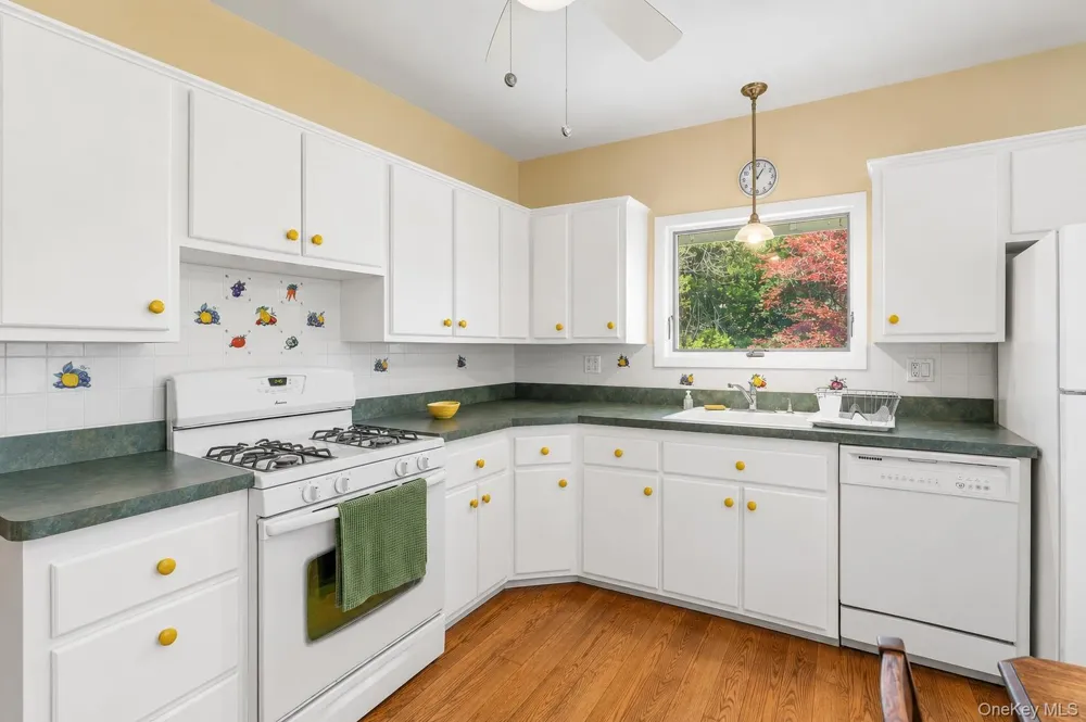 71 Stephens Road Tappan, NY 10983