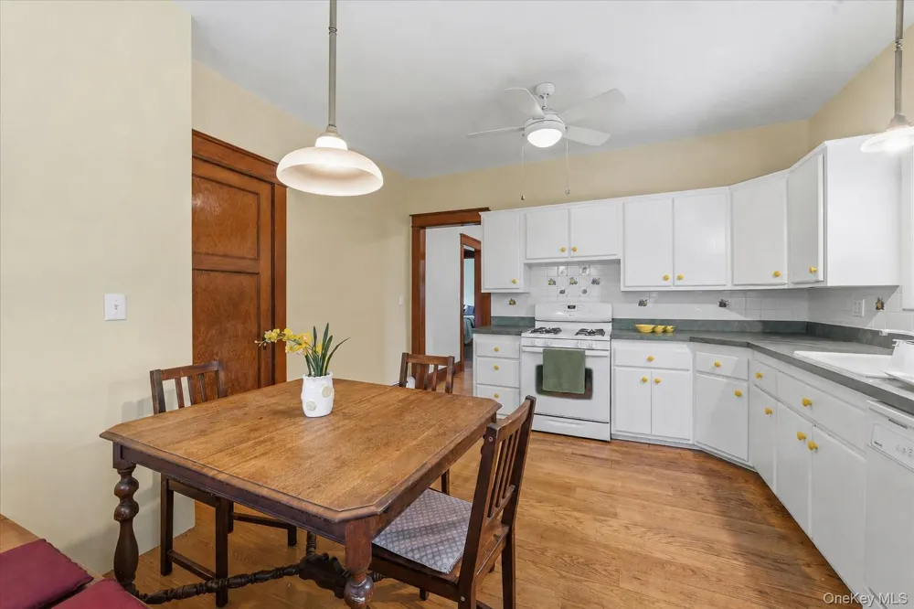 71 Stephens Road Tappan, NY 10983