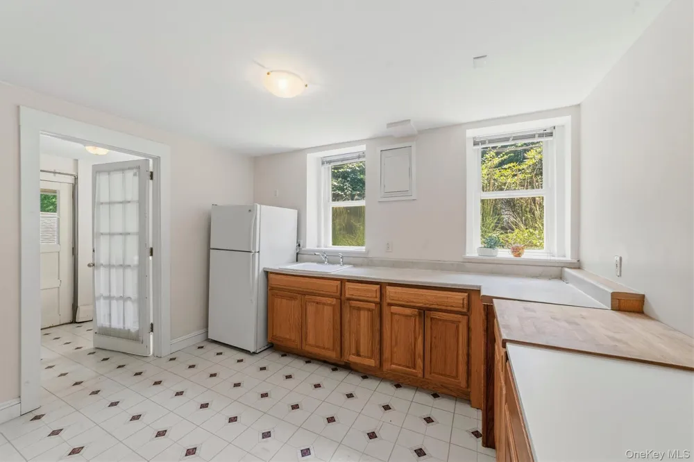 71 Stephens Road Tappan, NY 10983