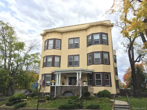 26 Coligni Avenue #2-1