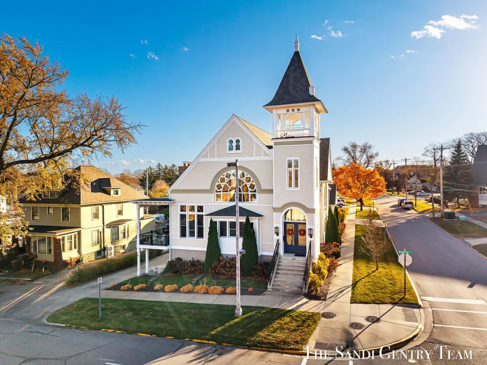 600 Washington Avenue Grand Haven, MI 49417