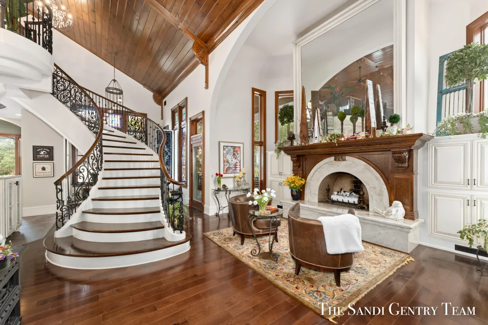600 Washington Avenue Grand Haven, MI 49417