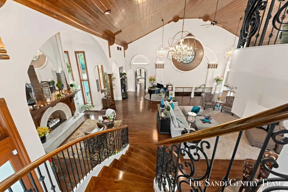 600 Washington Avenue Grand Haven, MI 49417