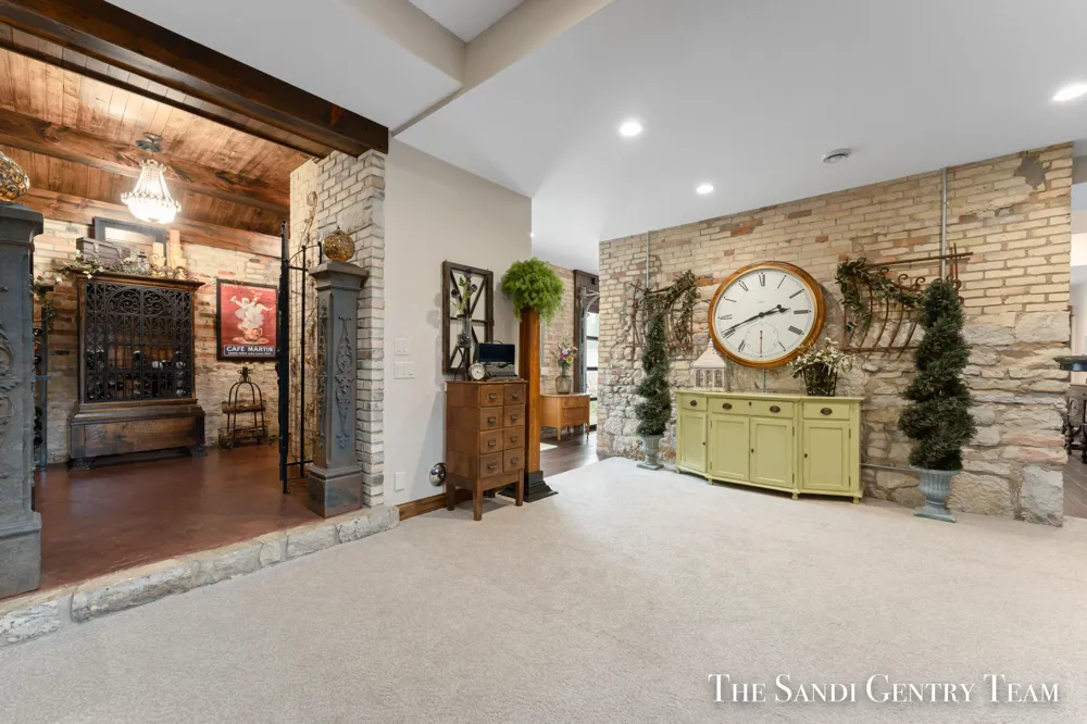 600 Washington Avenue Grand Haven, MI 49417