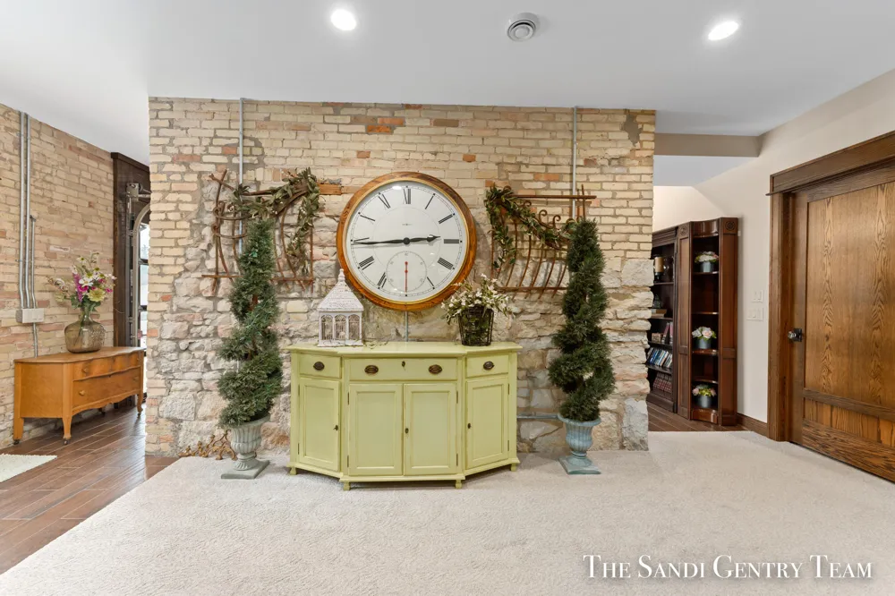600 Washington Avenue Grand Haven, MI 49417
