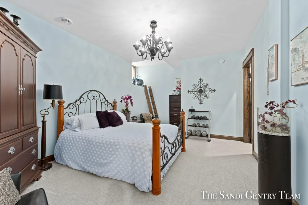 600 Washington Avenue Grand Haven, MI 49417
