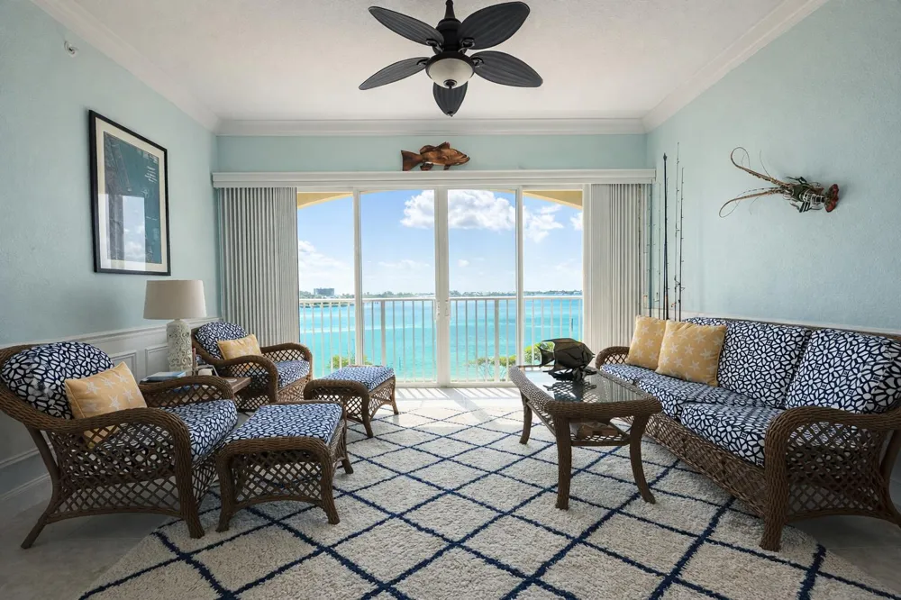 21 Harbour Isle Drive W #Ph02 Fort Pierce, FL 34949