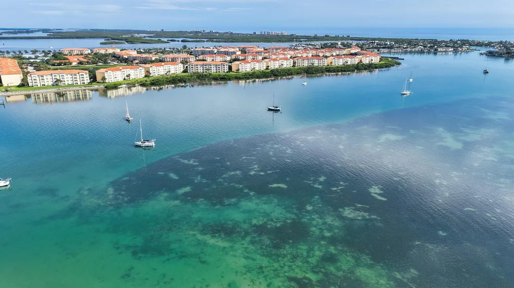 21 Harbour Isle Drive W #Ph02 Fort Pierce, FL 34949