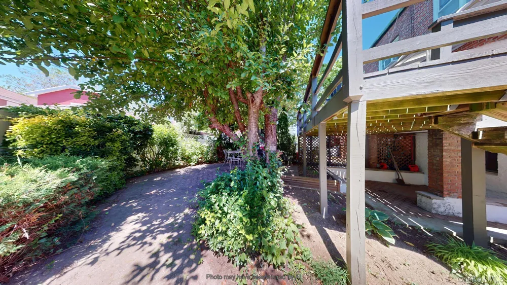 2044 Gerritsen Avenue Brooklyn, NY 11229