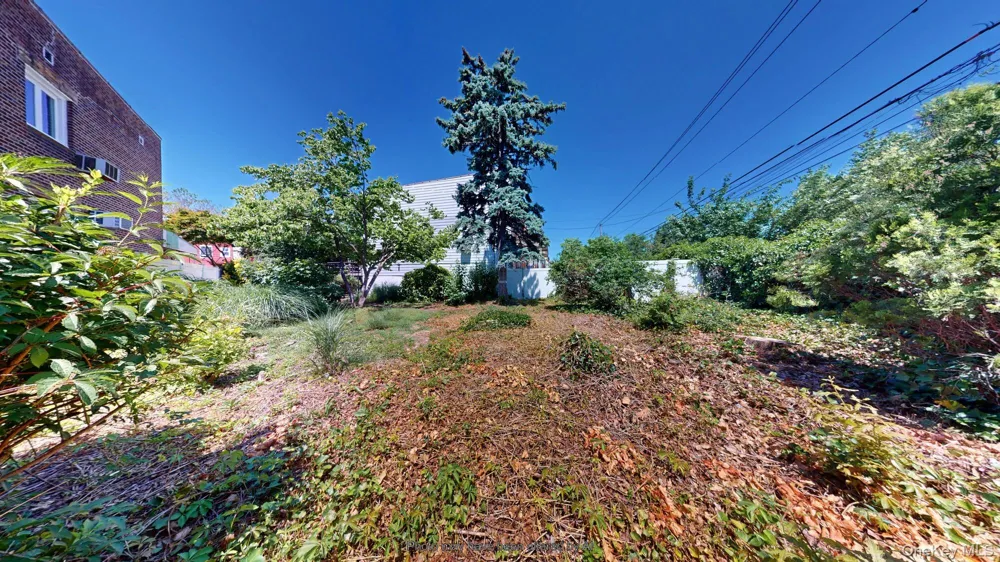 2044 Gerritsen Avenue Brooklyn, NY 11229