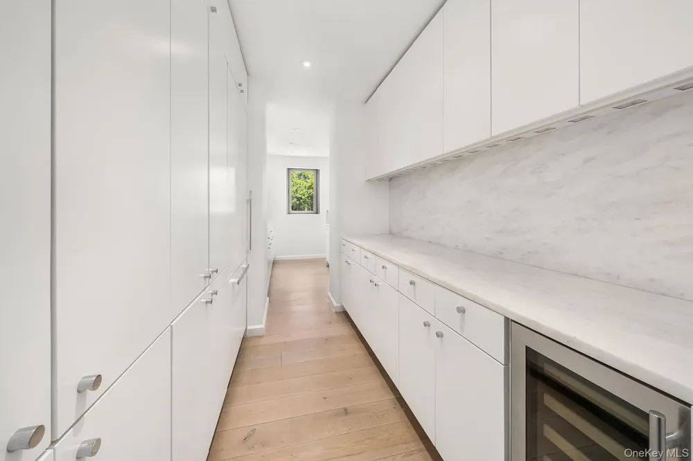 200 E 62nd Street #5D New York (Manhattan), NY 10065
