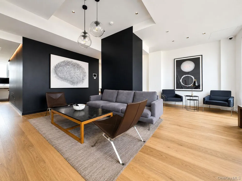 200 E 62nd Street #5D New York (Manhattan), NY 10065
