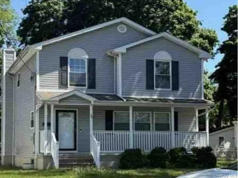 56 E Smith Street