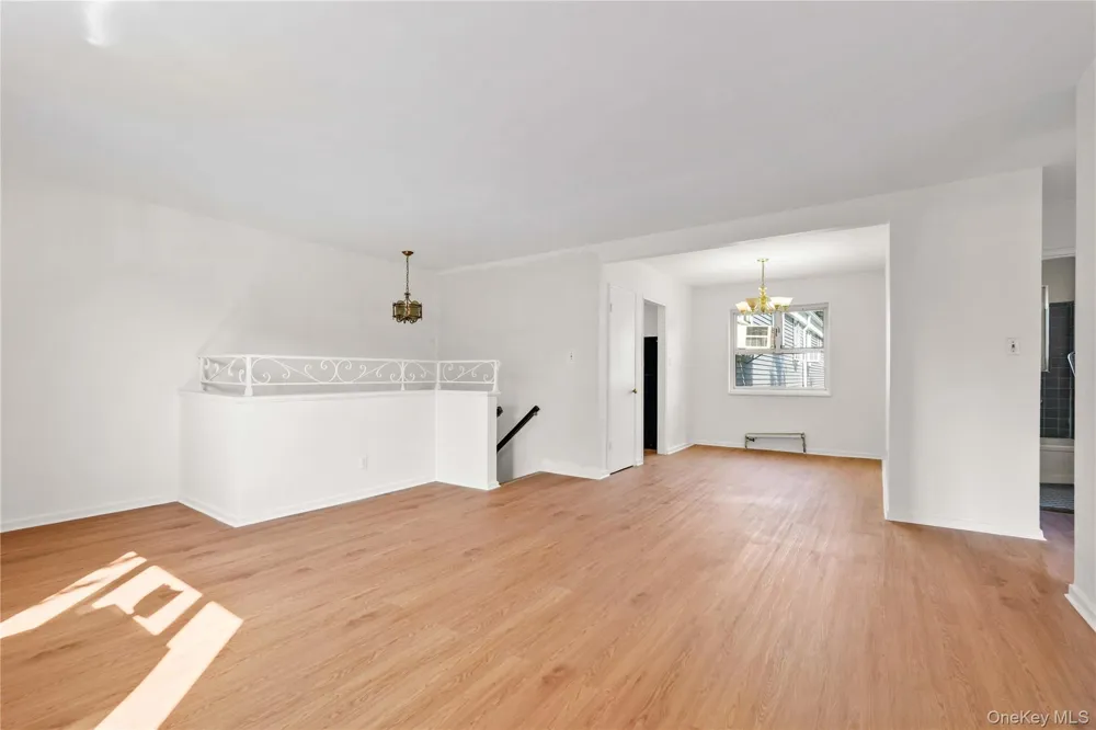 224-01 Hillside Avenue #Upper Queens Village, NY 11427