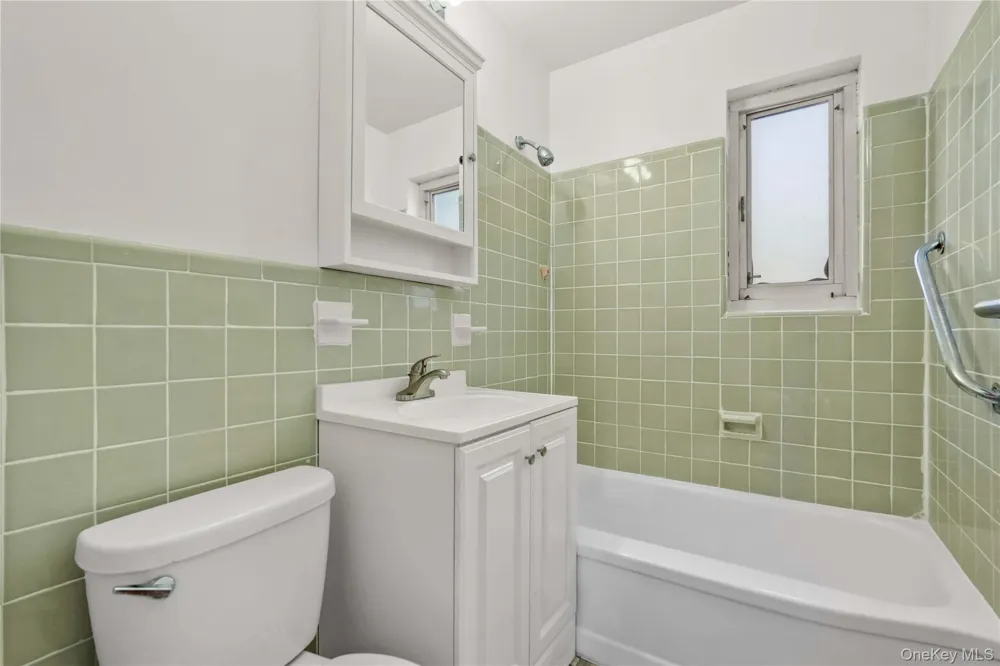 224-01 Hillside Avenue #Upper Queens Village, NY 11427