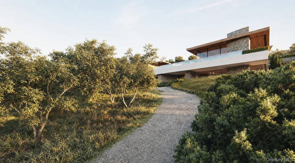 250 Old  Montauk Highway Montauk, NY 11954