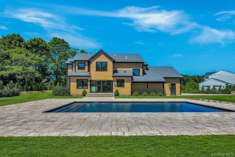 22 Tuthills Lane Jamesport, NY 11947