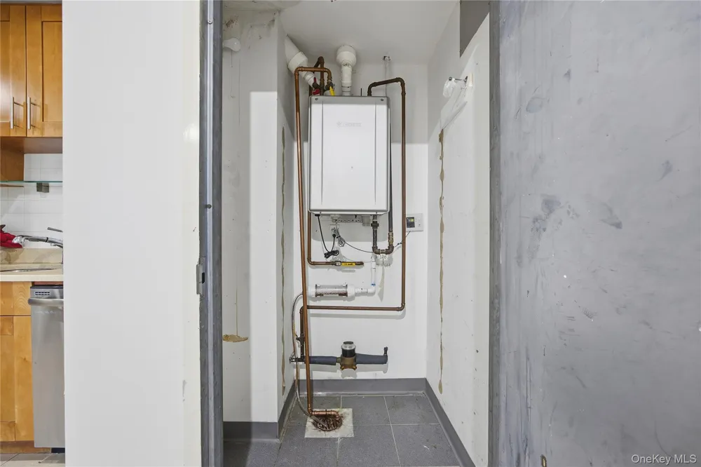 106-07 Northern Boulevard #5B Corona, NY 11368