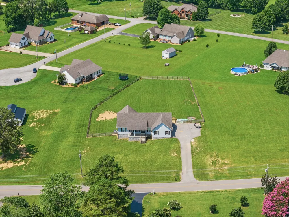2033 Connie Allen Rd Mc Kenzie, TN 38201