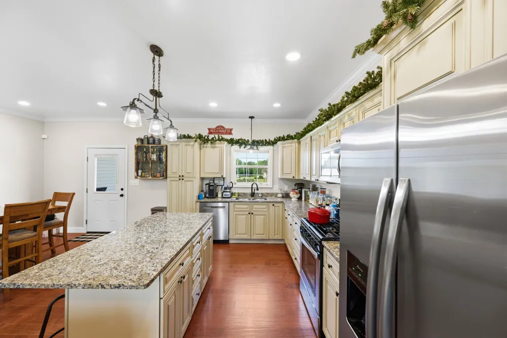 2033 Connie Allen Rd Mc Kenzie, TN 38201