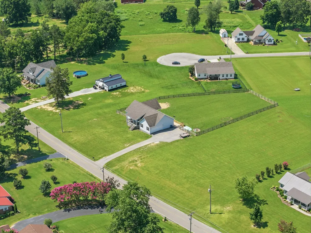 2033 Connie Allen Rd Mc Kenzie, TN 38201
