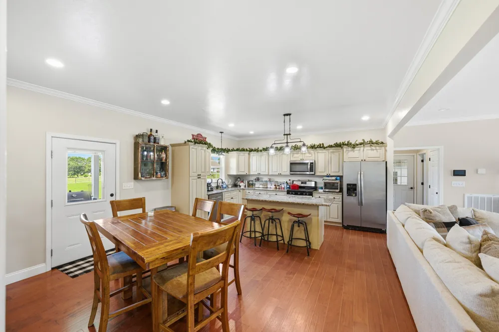 2033 Connie Allen Rd Mc Kenzie, TN 38201